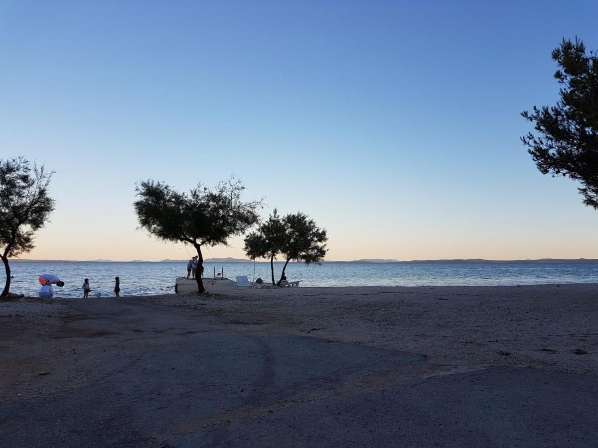 Apartmani Vukadin Vir Exterior foto