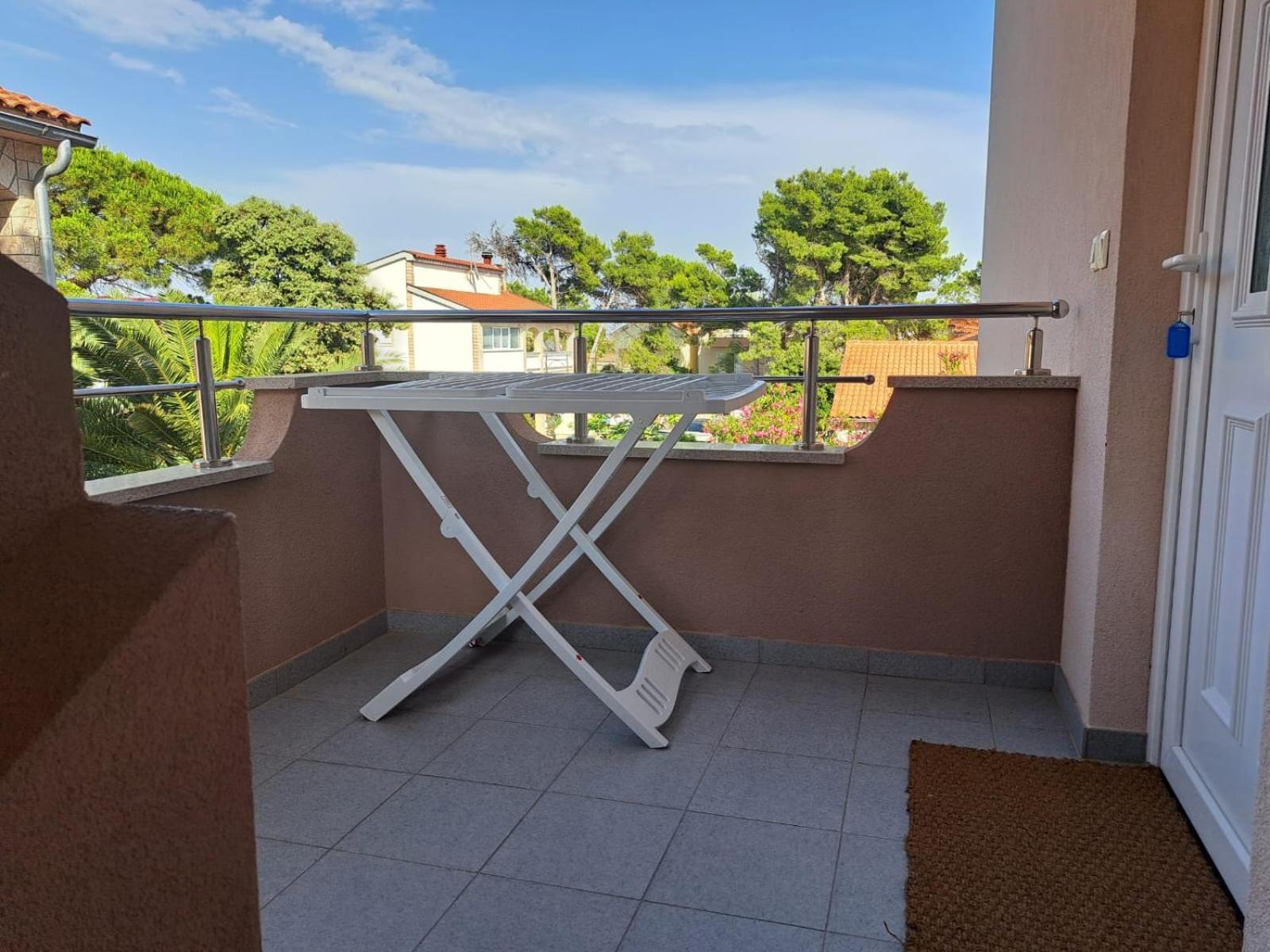 Apartmani Vukadin Vir Exterior foto